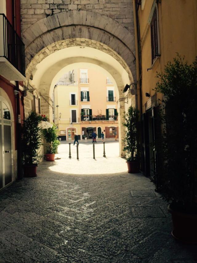 Arco Della Luna Bari Eksteriør bilde