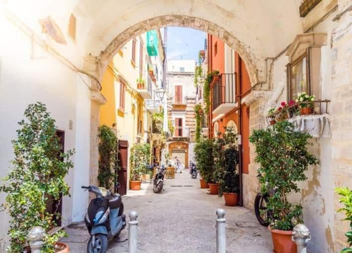 Arco Della Luna Bari Eksteriør bilde