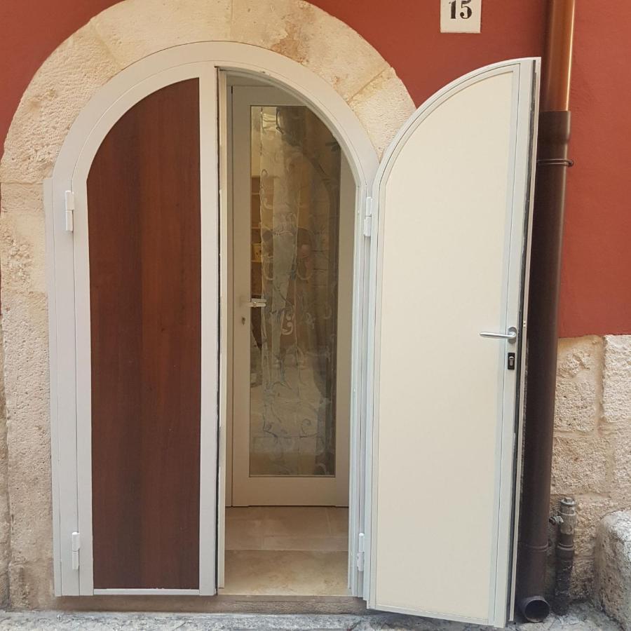 Arco Della Luna Bari Eksteriør bilde